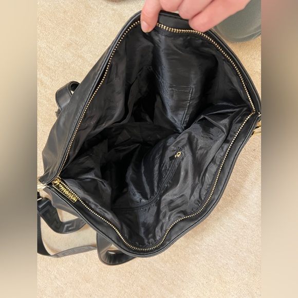 Buttery Soft Versace Bag - Picture 5 of 9